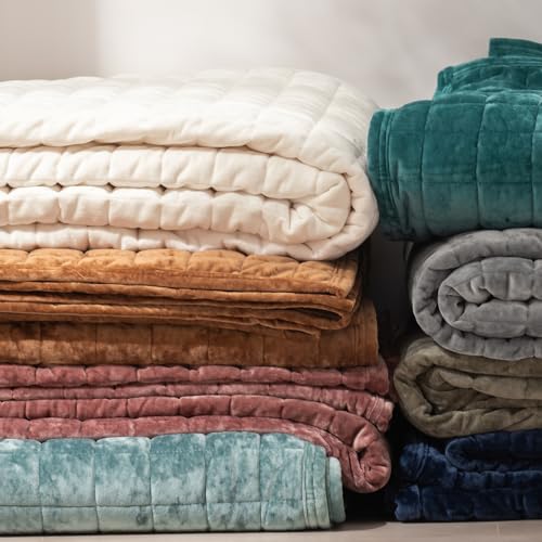 Channel Box Stitch Velvet Quilt Set