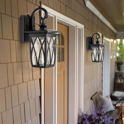 Dusk to Dawn Outdoor Wall Lantern