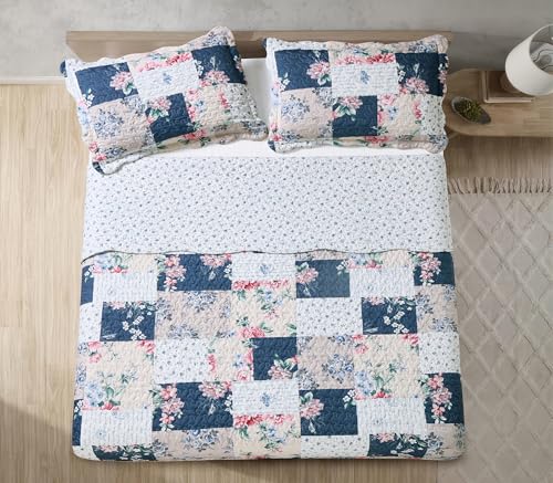 Pink Rose & Blue Toile Patchwork Quilt Set
