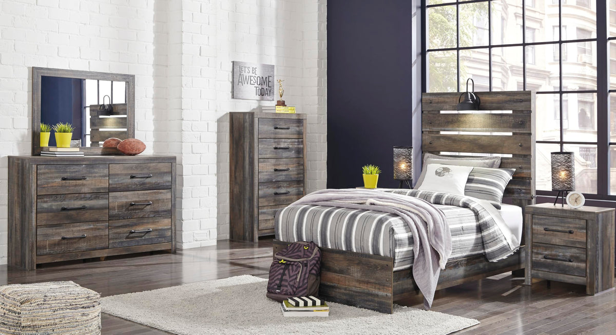 Drystan 5 Drawer Chest