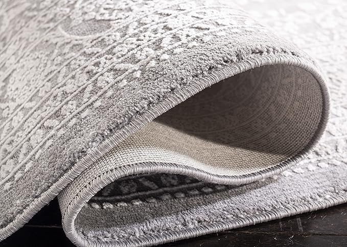 SAFAVIEH Reflection Collection Accent Rug - 2'3" x 4', Light Grey & Cream, , Non-Shedding & Easy Cleaning, Ideal for Foyer, Living Room, Bedroom (RFT668G)