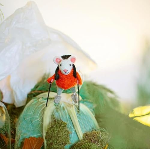 Hand Felted Hiking Mouse