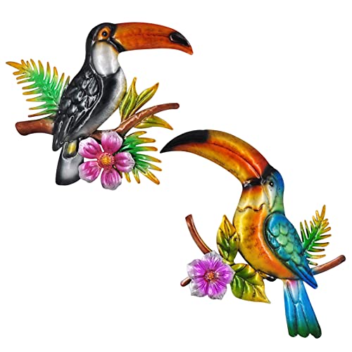 Metal Bird Wall Decor Toucan Tropical Outdoor Wall Art Suitable for Indoor and Outdoor Garden Fence Patio Decor. (2 Count)