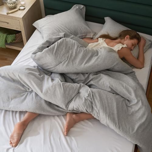 Light Grey Twin Comforter Set