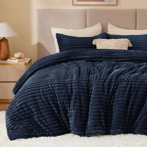 Fleece Queen Comforter Set