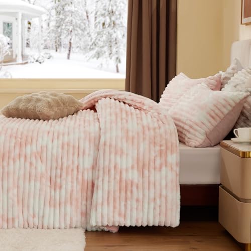Fleece Queen Comforter Set
