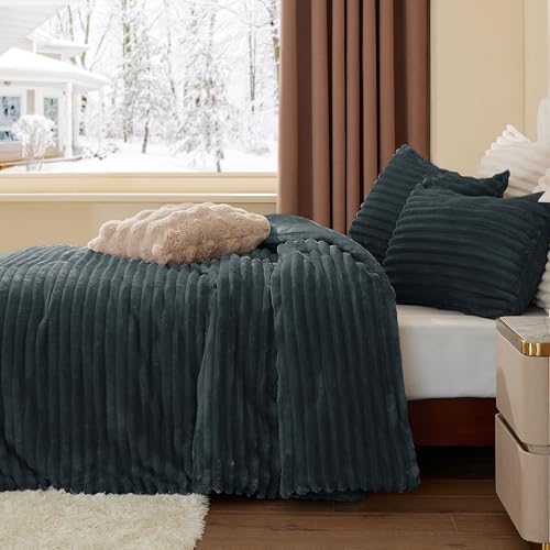 Fleece King Comforter Set