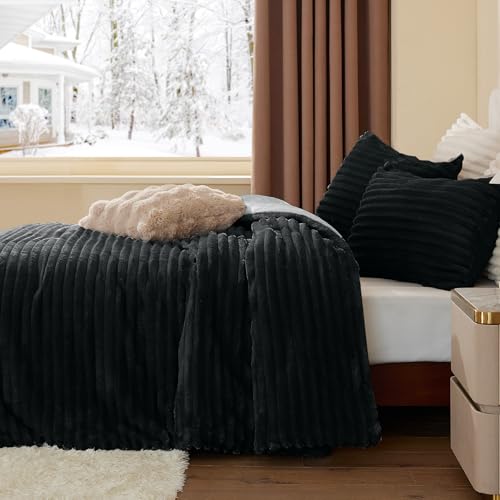 Fleece King Comforter Set
