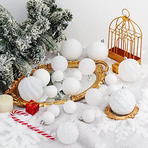 16ct Christmas Balls Ornaments (20 Count)
