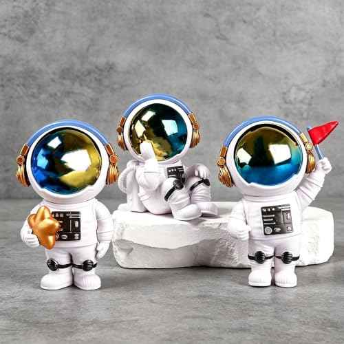 Gradient Astronaut Figurines Statue Set of 3 (3 Count)