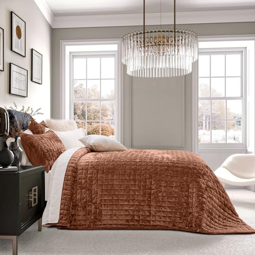 Channel Box Stitch Velvet Quilt Set