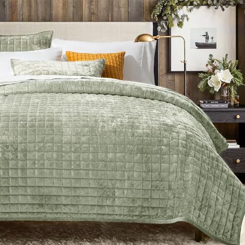 Channel Box Stitch Velvet Quilt Set