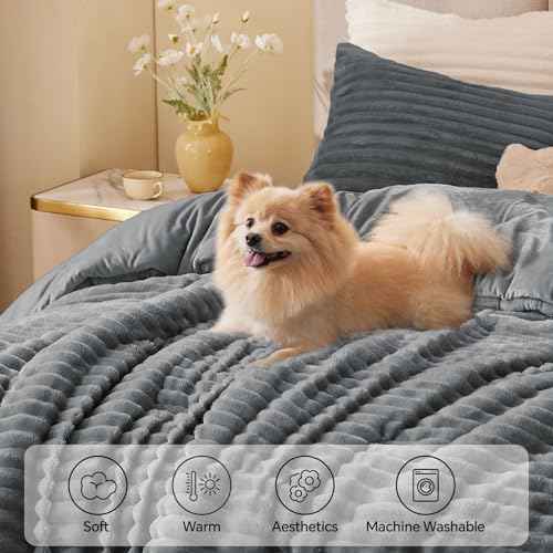 Fleece King Comforter Set