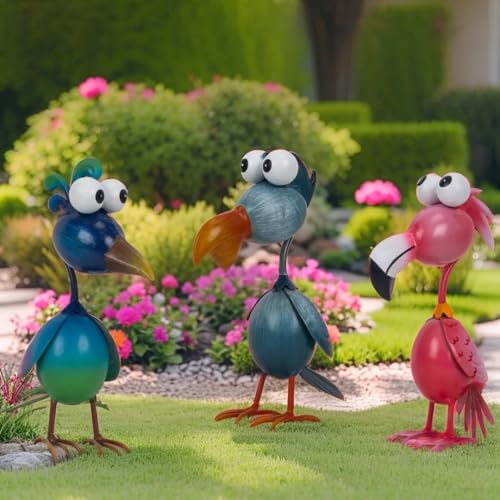 Outdoor Metal Bird Yard (3 Count)