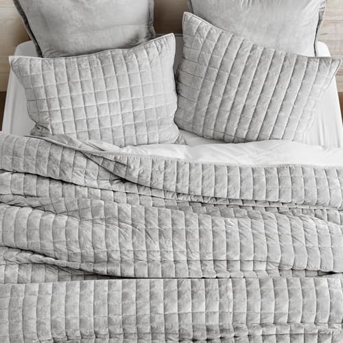 Channel Box Stitch Velvet Quilt Set