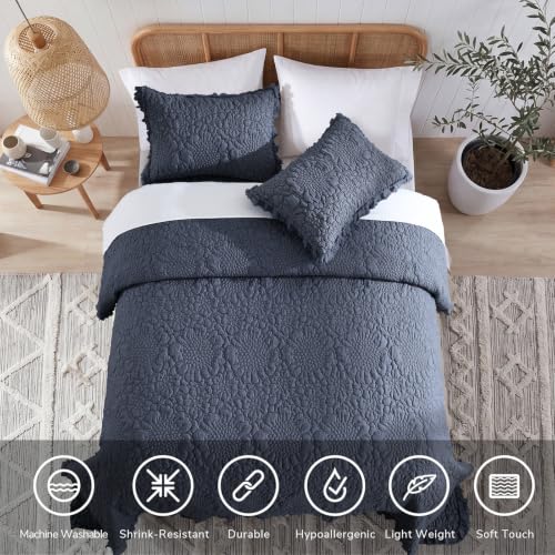 Shabby Chic Ruffled Quilt Queen Size