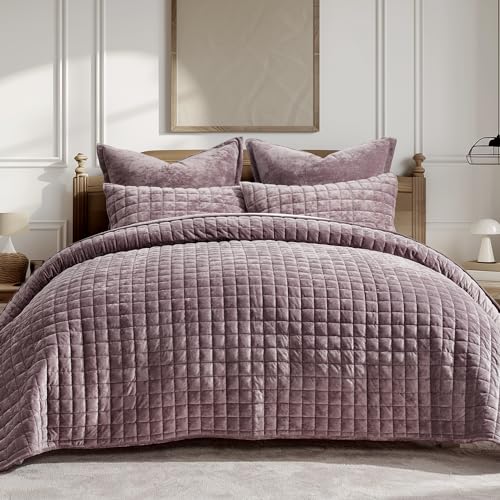 Channel Box Stitch Velvet Quilt Set