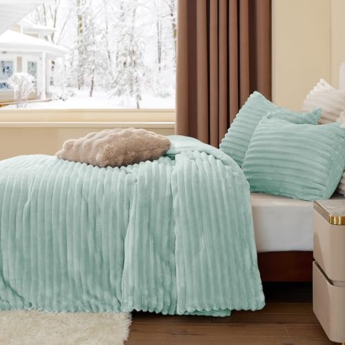 Fleece King Comforter Set
