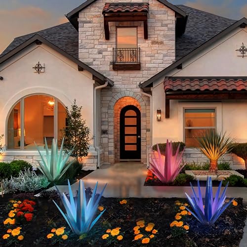 Large Metal Agave Plant Outdoor Decor with Solar Light