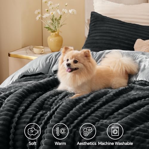 Fleece King Comforter Set