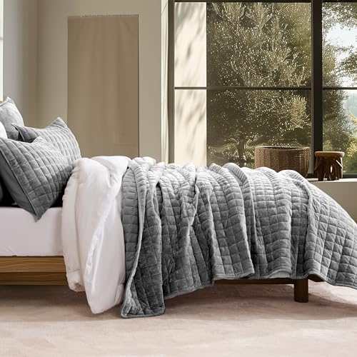 Velvet Quilt Set