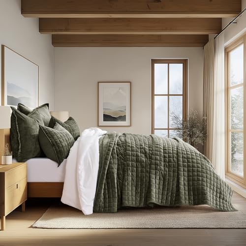 Velvet Quilt Set