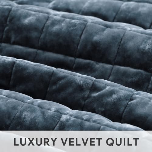 Channel Box Stitch Velvet Quilt Set