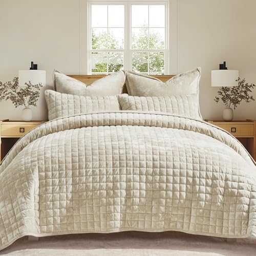 Luxury Velvet Quilt Set