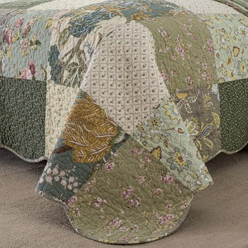 Quilts Queen Size Patchwork Bedspread Set