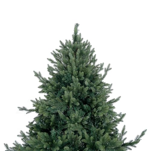 Kinsley 9ft Prelit Aritificial Christmas Tree with 6230 Branch Tips