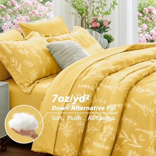 Bright Yellow Bed in a Bag Queen 7 Pieces