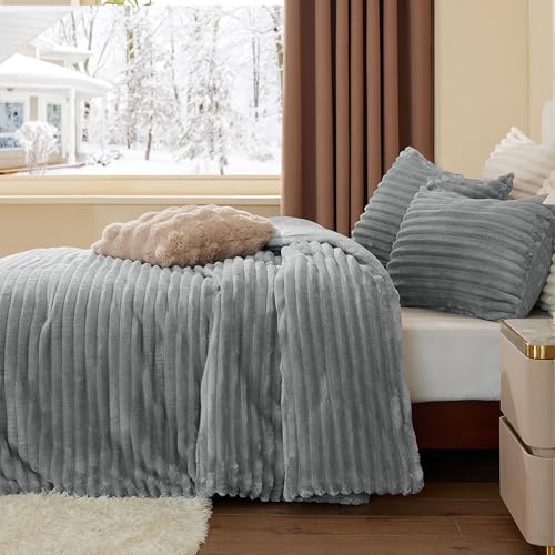 Fleece Full Comforter Set