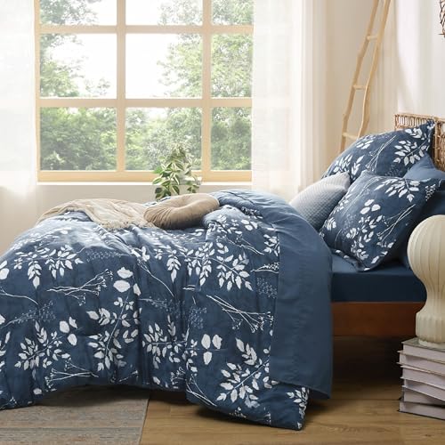 Floral Navy Comforter Set
