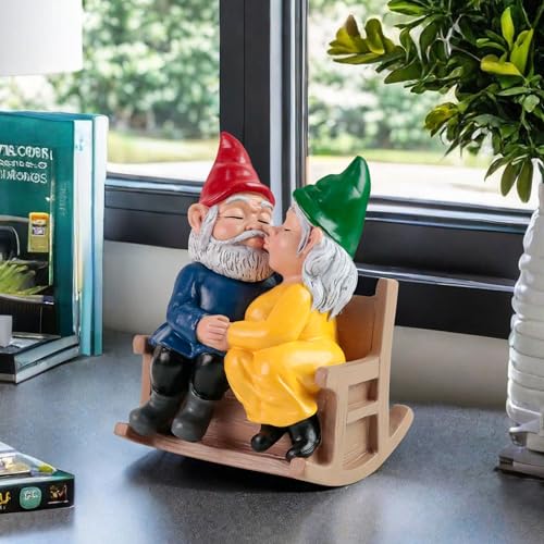 Kiss Garden Gnome Statue Couple in Love Collectible Figurine Nome Lover Couple Statues Indoor Outdoor Yard Home Décor