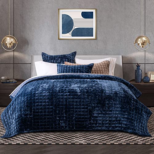 Velvet Quilt Set