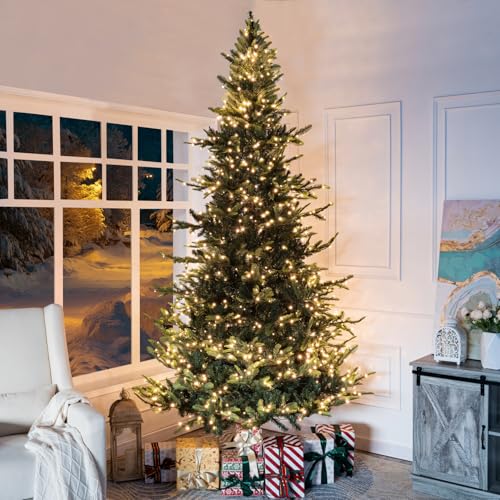 9ft Nordic Christmas Tree with Lights