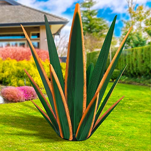 24" Metal Agave Plant Outdoor Decor