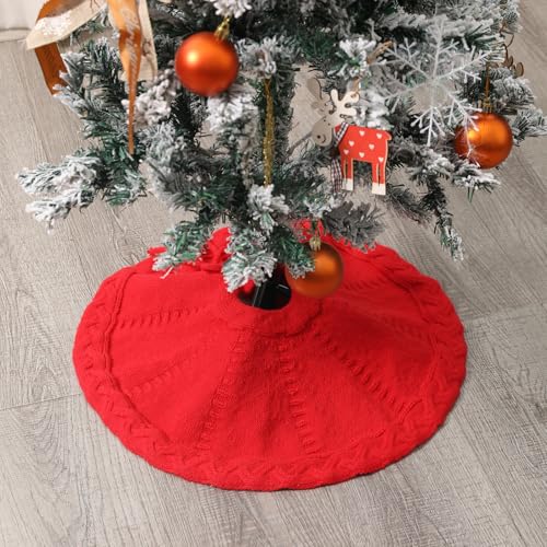 18" Red Knitted Tree Skirt