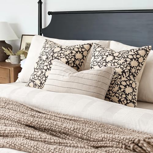 Set of 2 Decorative Neutral Floral Throw Pillow Covers Accent Farmhouse Cushion Covers Boho Vintage Pillowcase for Couch Sofa Bedroom Living Room Home Decor18×18 Inch (2 Count)