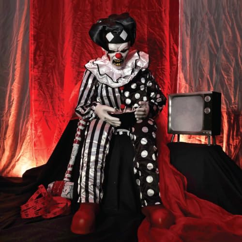 Hartley The Sitting Scare Clown by Tekky