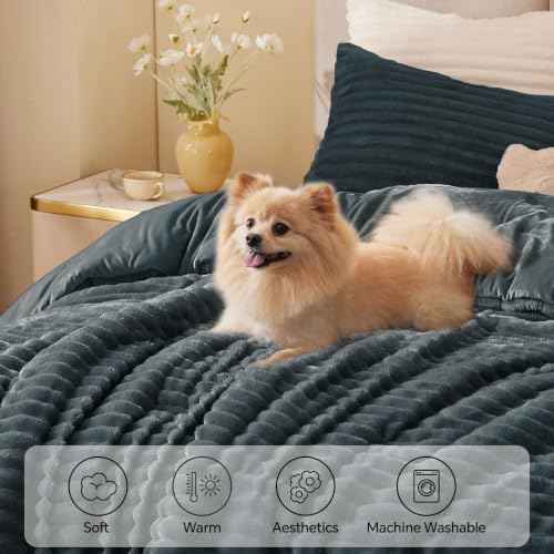 Fleece Oversized Queen Comforter Set