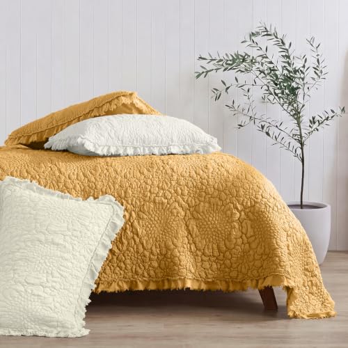 Yellow Ruffled Quilt King Size