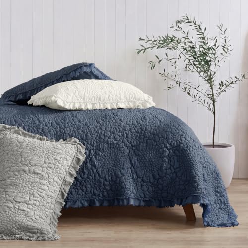 Shabby Chic Ruffled Quilt Queen Size