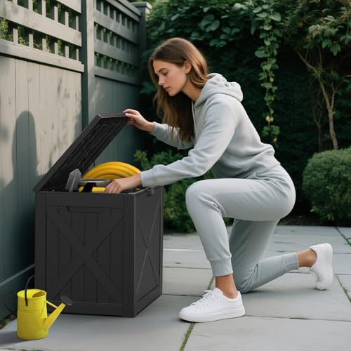 31 Gallon Deck Box