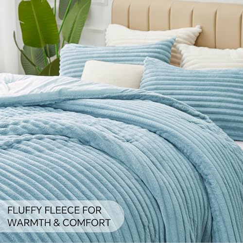 Fleece Queen Comforter Set (3 Count)