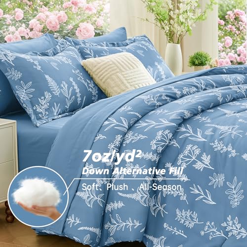 Ice Blue Bed in a Bag Queen 7 Pieces