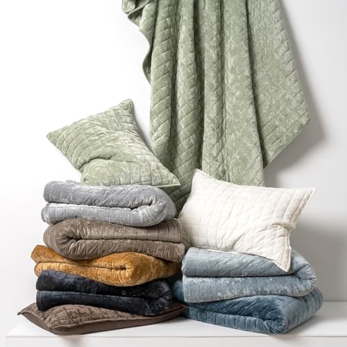 Channel Box Stitch Velvet Quilt Set