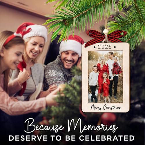 2025 Christmas Ornament Picture Frame