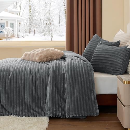 Fleece Oversized Queen Comforter Set