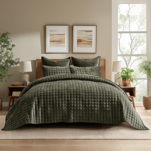 Velvet Quilt Set